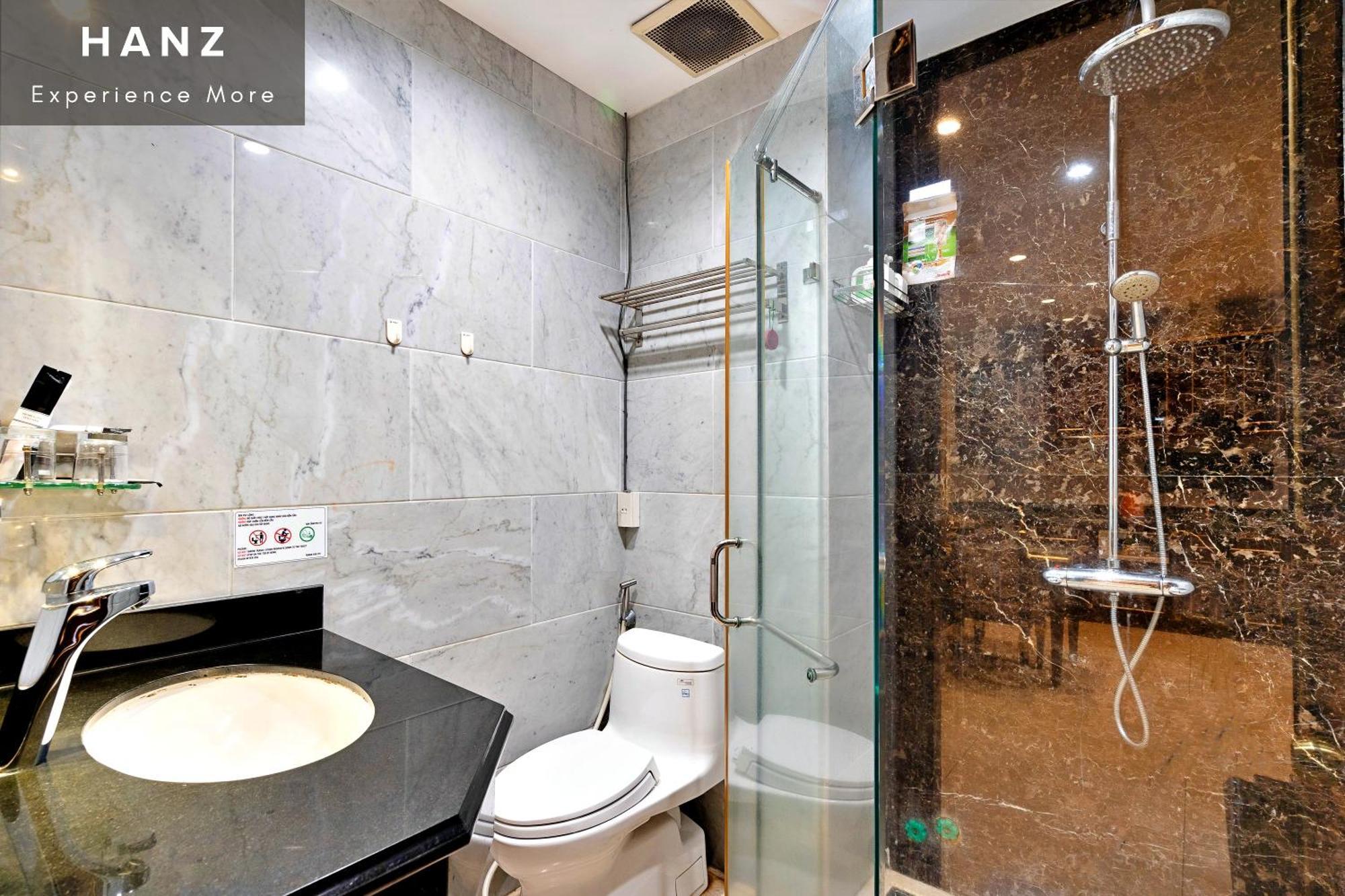 Khách sạn hẻo lánh Hanz 345 Business Grand TP. Hồ Chí Minh